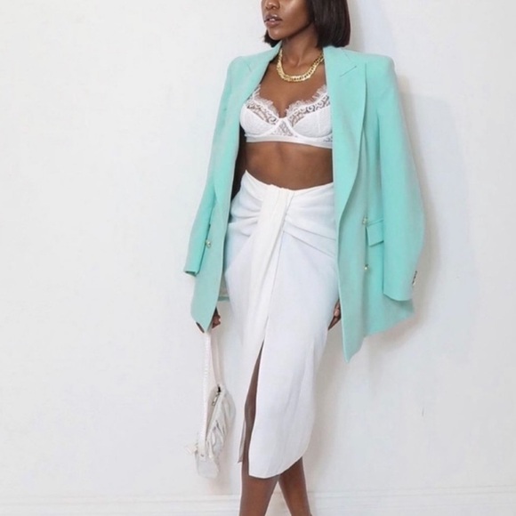 NWOT ZARA DOUBLE BREASTED
BLAZER Size M - Picture 1 of 16